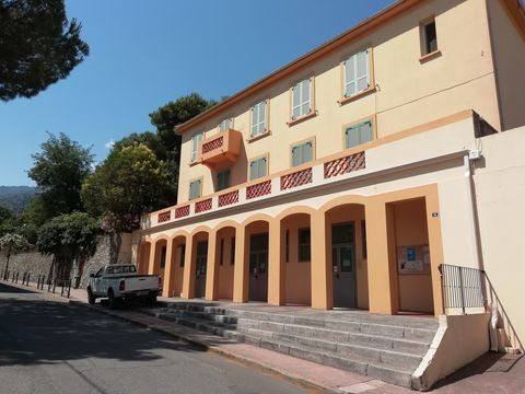 presbytre Corte reduit